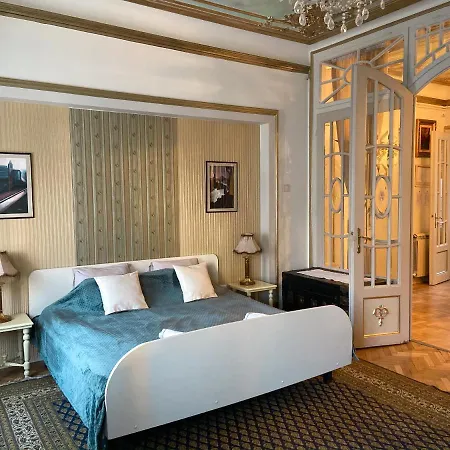 House Of The Greats Skadarlija * Belgrade