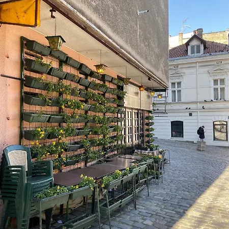 House Of The Greats Skadarlija Belgrad