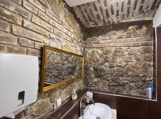 House Of The Greats Skadarlija ベオグラード